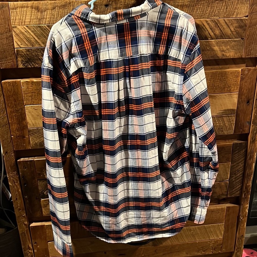 Nwt American eagle button down - Picture 3 of 3